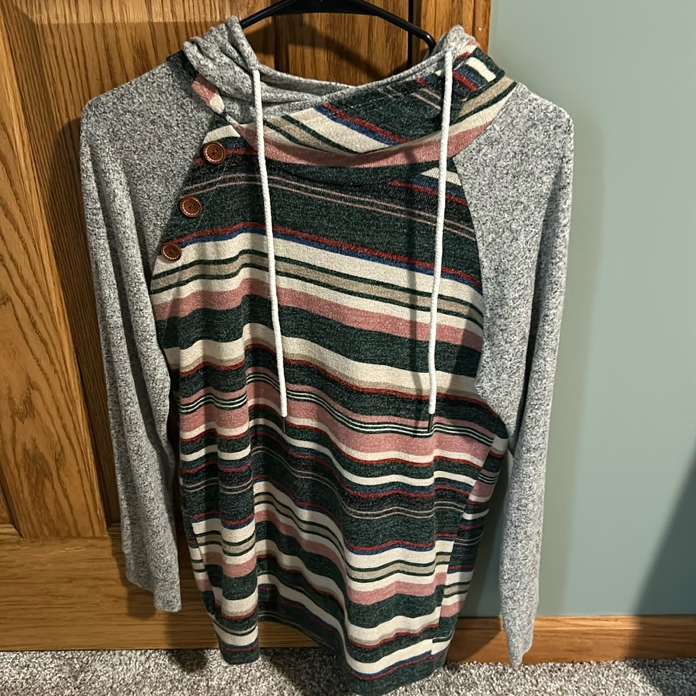 Vanilla Bay striped hoodie.  Size small.